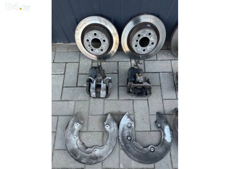 Комплект тормозов (диски и суппорта) к Комплект тормозов (диски и суппорта) к BMW X1 undefined г. Countryman